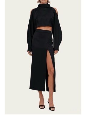 Nonchalant Label Lane Midi Skirt Women’s‎ Size Large Front Slit Satin Black NWT